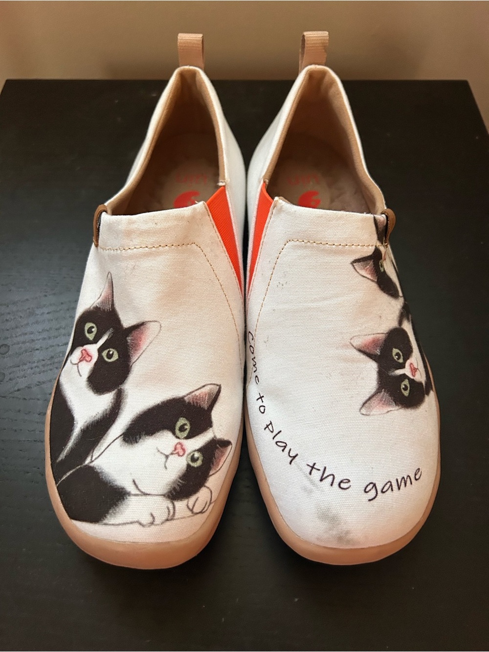 UIN MILKY KITTEN WOMEN SLIP ON COTTON SHOES SIZE 10